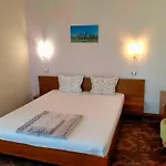 сидни Banya (Plovdiv)