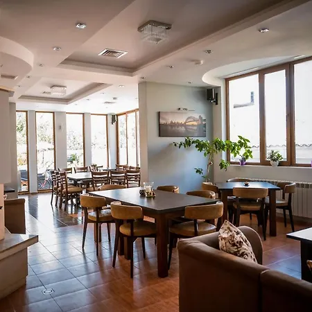 сидни Hotell 3*