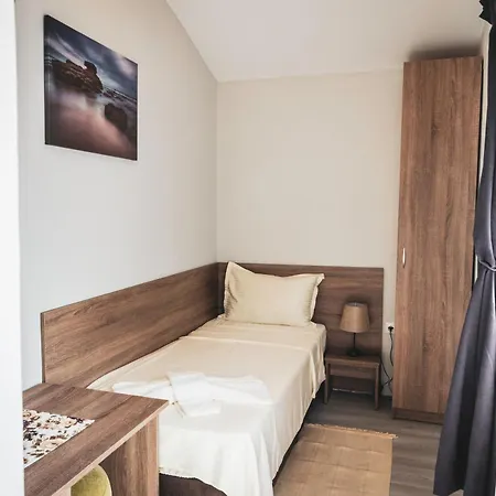 сидни Hotell Banya (Plovdiv)